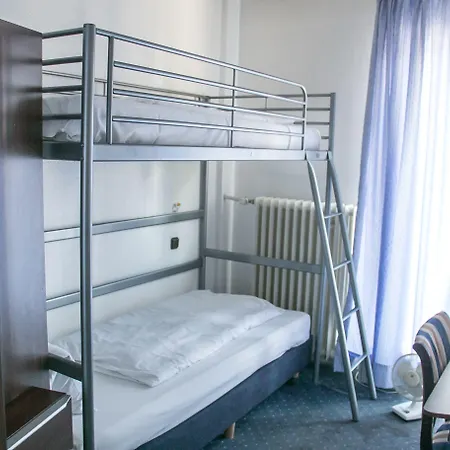 Berliner Hof Hotell 3*