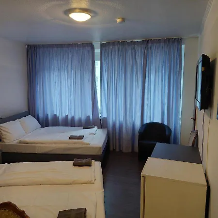 Berliner Hof Hotel 3*